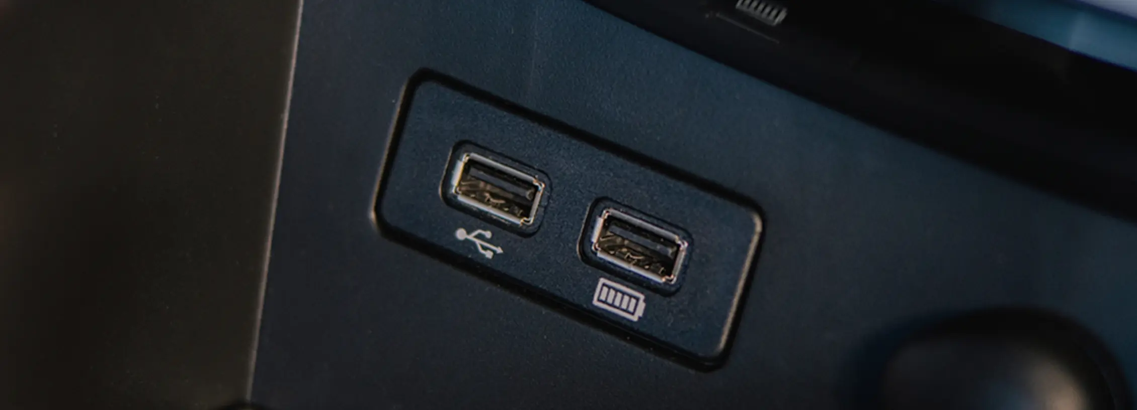 p300 usb port